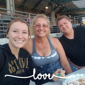 Meet your Posher, Allison